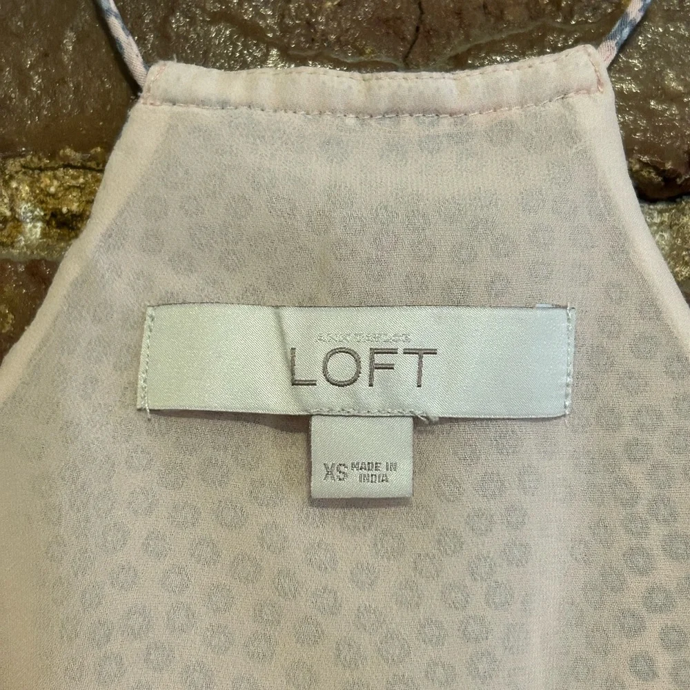 LOFT Pink with Gray Circles Camisole Size XS - Picture 3 of 9